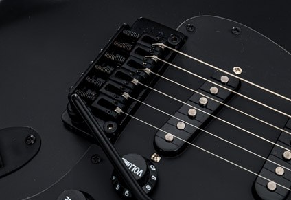 SCHALLER VINTAGE TREMOLO IN BLACK