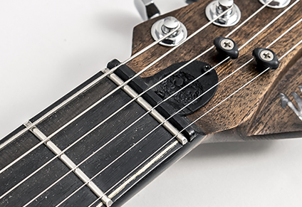 ZERO FRET with GRAPHTEC NUT