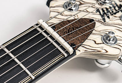 ZERO FRET WITH BONE NUT